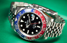 Load image into Gallery viewer, 2020 Rolex GMT Master-II "Pepsi"