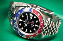 Load image into Gallery viewer, 2020 Rolex GMT Master-II &quot;Pepsi&quot;
